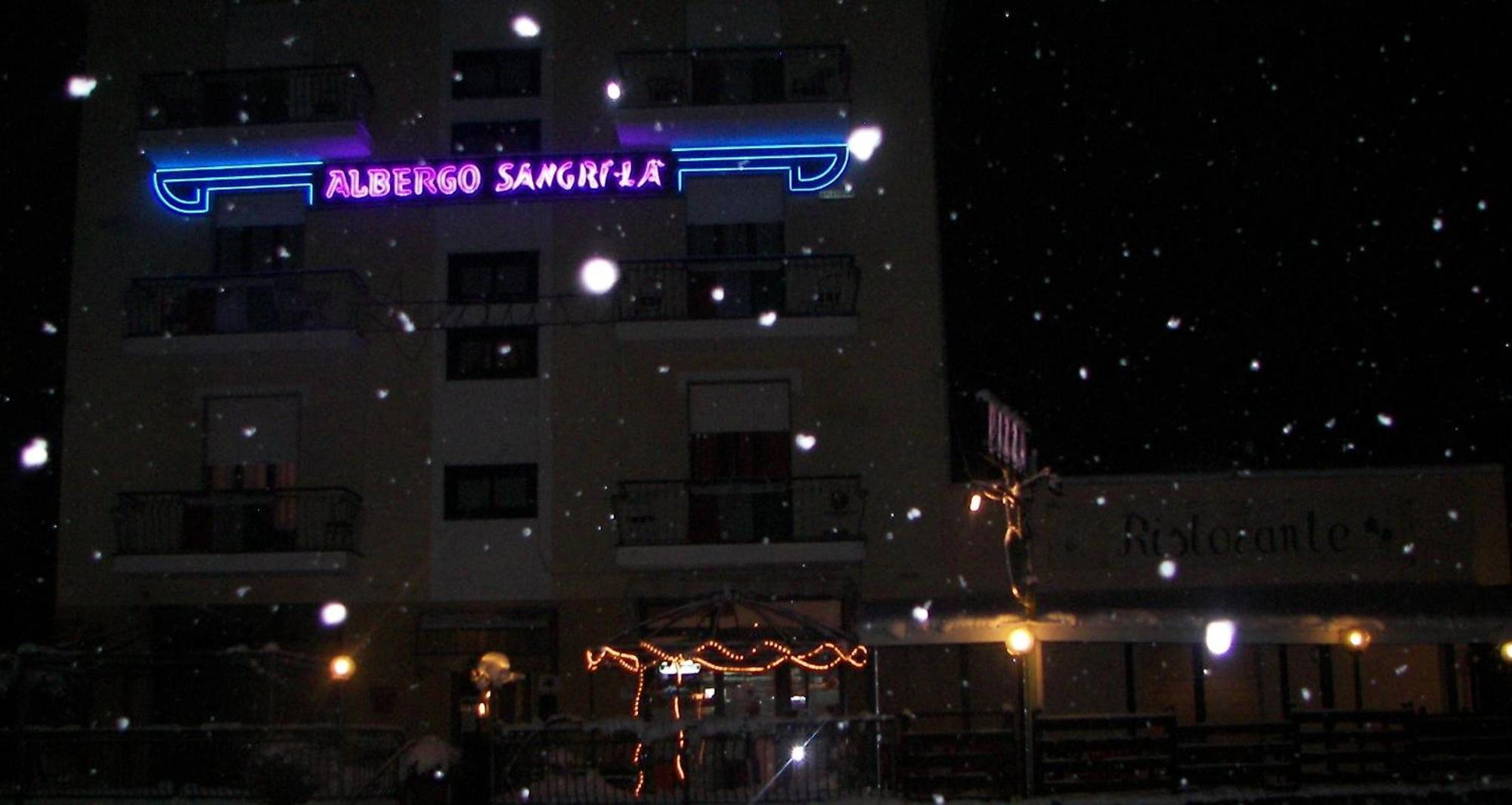 Albergo Sangrila Lanzo Torinese Zewnętrze zdjęcie