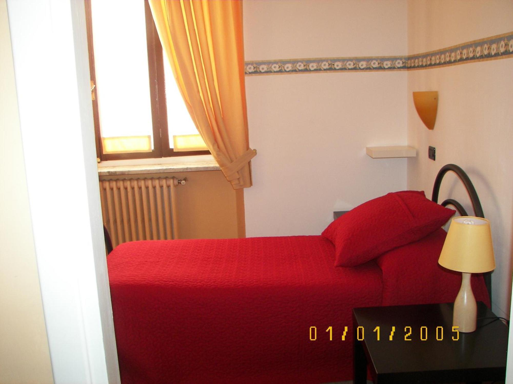 Albergo Sangrila Lanzo Torinese Zewnętrze zdjęcie